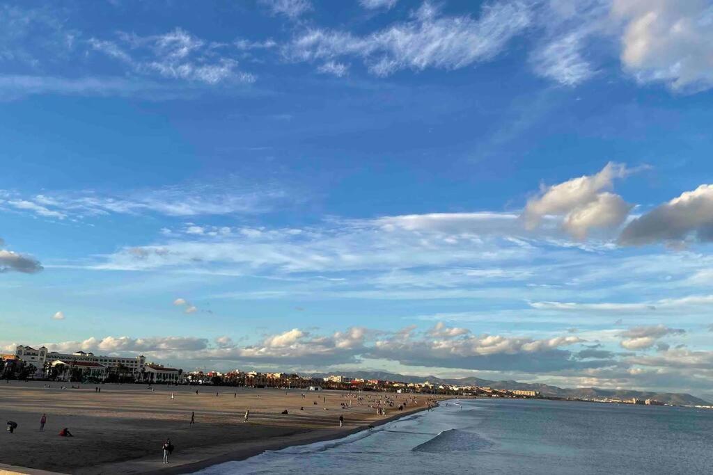 Barco Apartamento Playa Valencia Luaran gambar